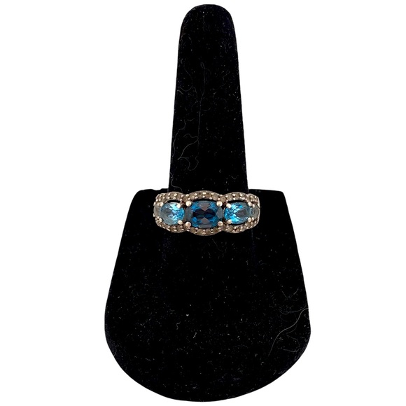 GRADUATED BLUE TOPAZ STERLING SILVER 925 SUNRING RHINESTONE ACCENTS VTG SIZE 6.5 - Picture 1 of 12